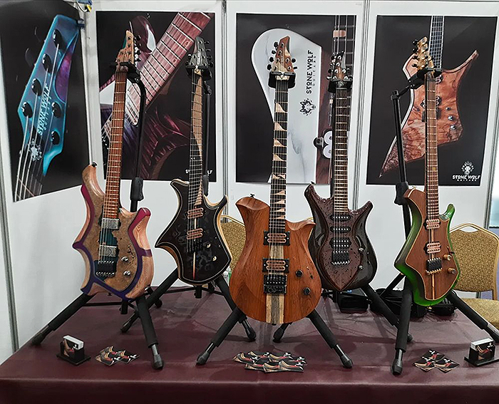 2022GPXGuitarShowStonewolfGuitars700.jpg