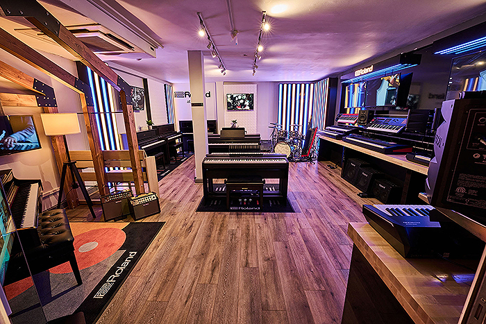 2022-GPX-Roland-London-Store-Back-Room-700.jpg