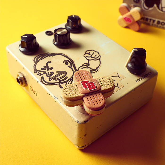 2025-GPX-Mr.MojoFX-Custom-Dirthy-Boy-Crossed-Bandaid-700.jpg